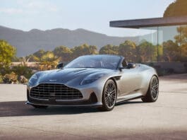 Aston Martin DB12 Volante